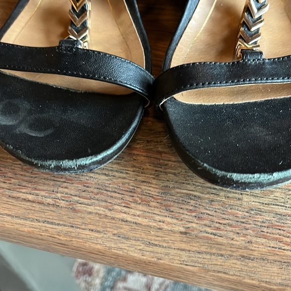 Preowned Vionic 7.5M - Picture 5 of 5